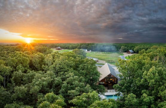 A sunset-cabin-pool-broken-bow.jpg