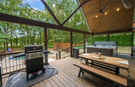 A grill-wine-soak-and-forest-views.jpg