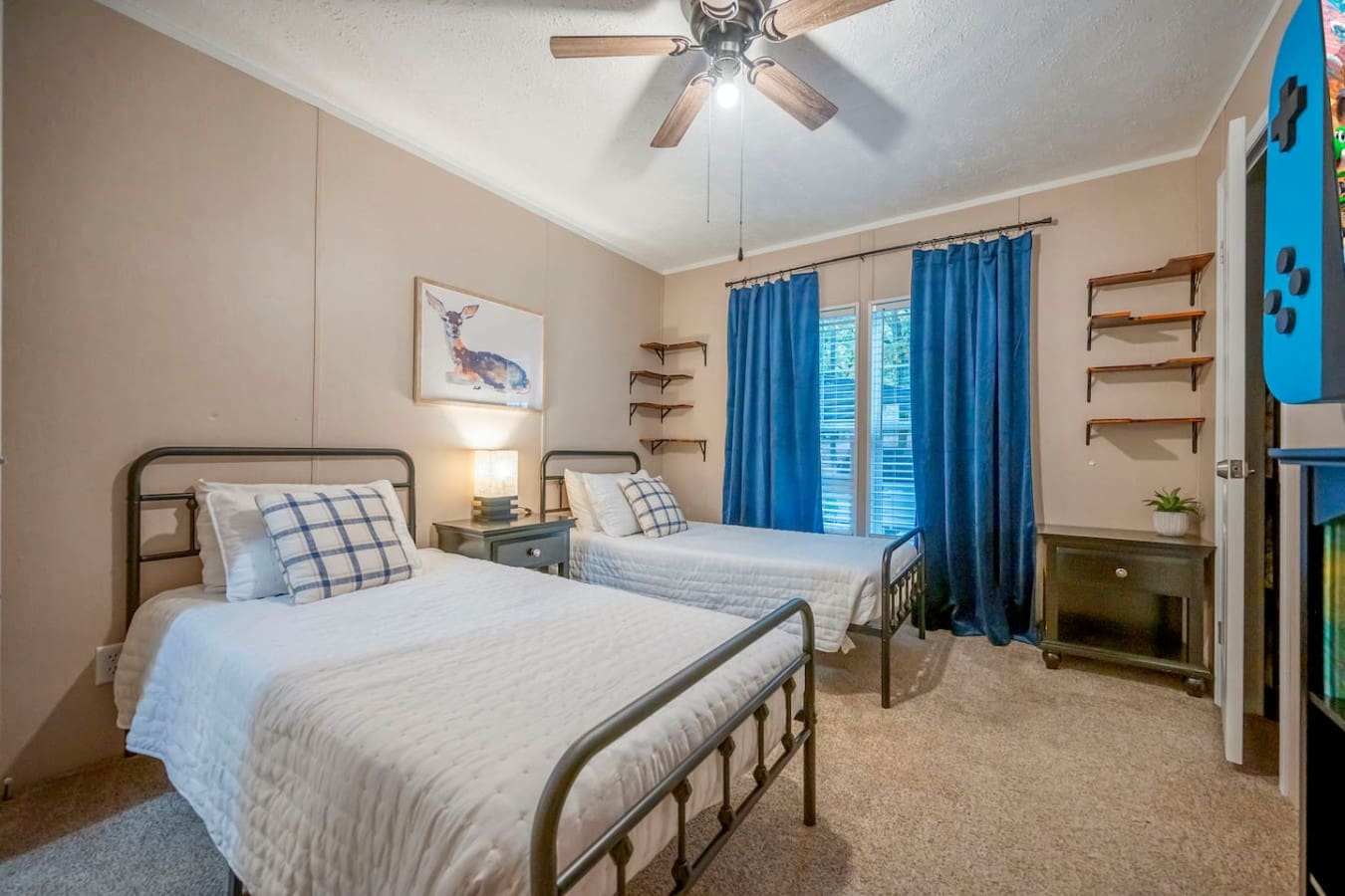 Double the beds, double the fun.