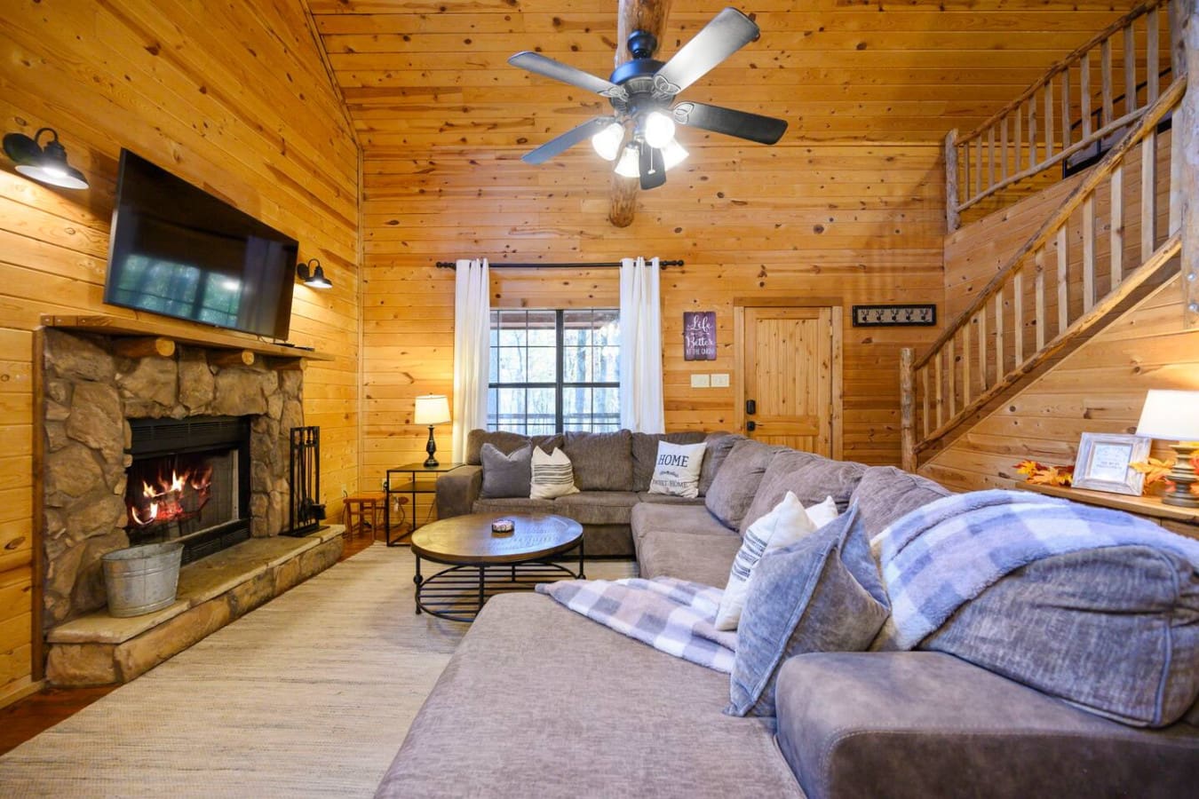 Ceiling fan helping to keep the space cool and comfortable while maintaining a relaxing indoor atmosphere.