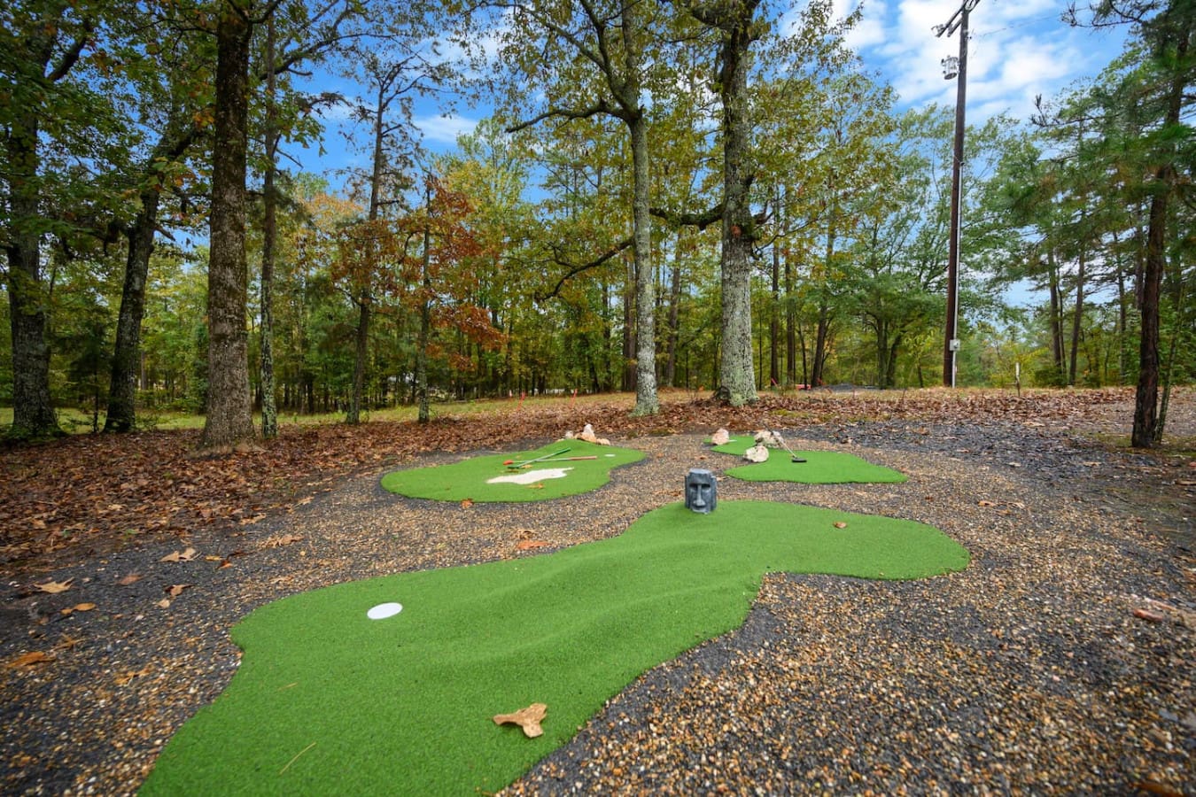 Challenge your friends to a round.
