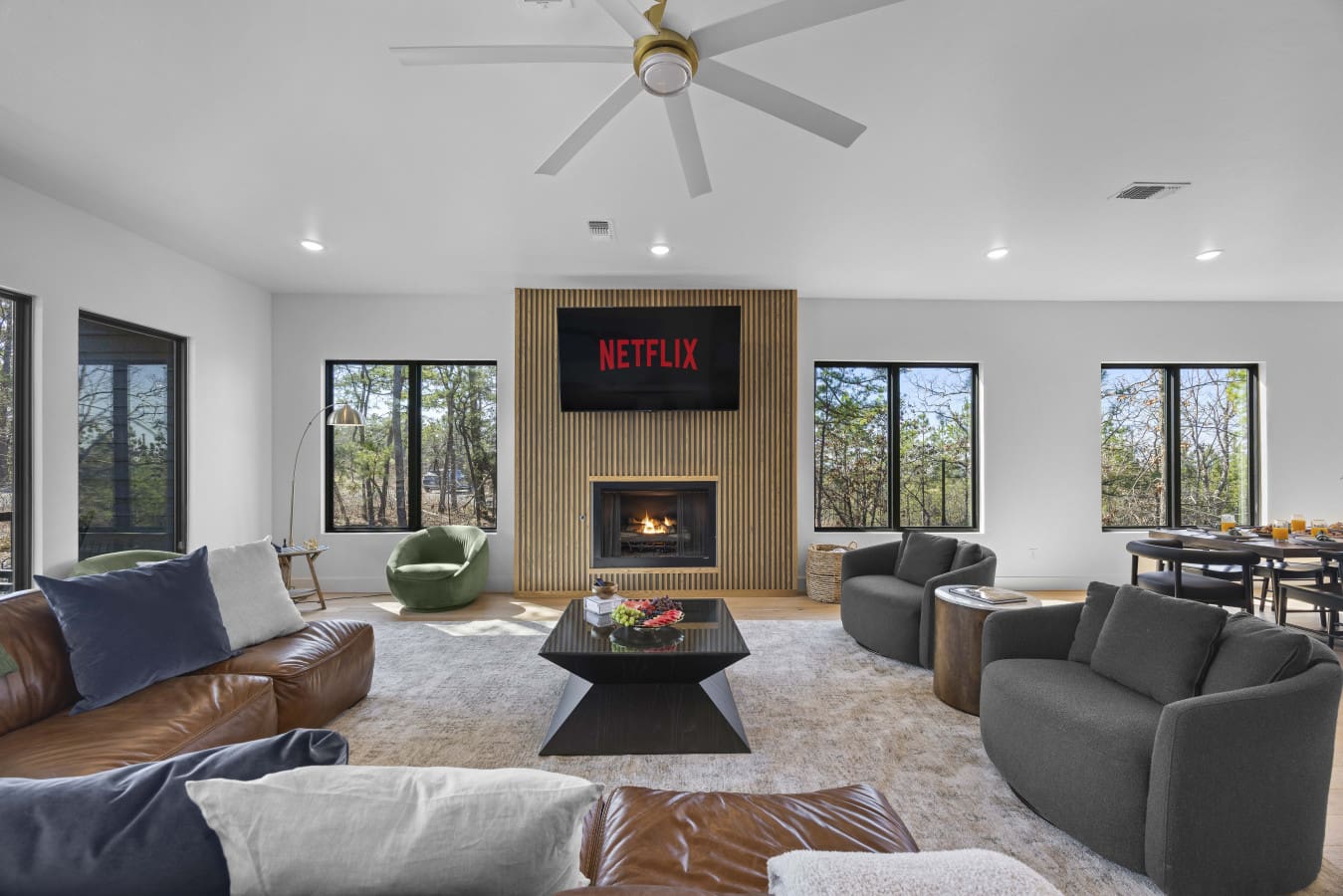 Grab a spot on the leather sectional and queue up Netflix by the fireplace after a long day exploring Broken Bow.