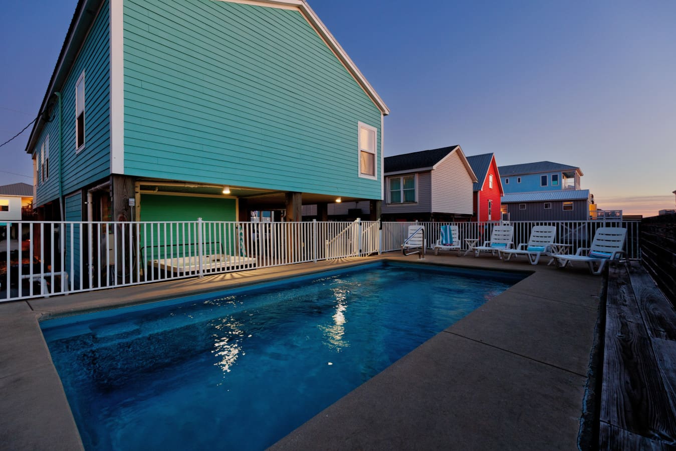 Your private cabin escape—now with a pool.