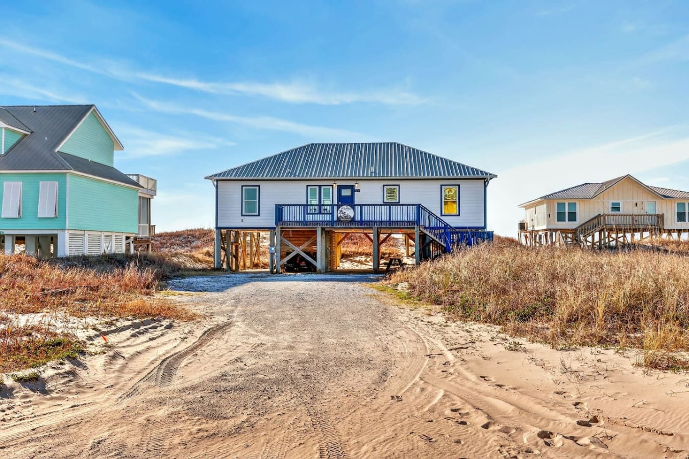 These elevated beach houses offer direct sandy access with stunning ocean views and plenty of space to spread out.
