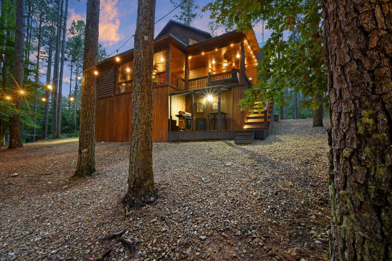 Multi-level entertaining areas mean the whole group can spread out and celebrate all night long.